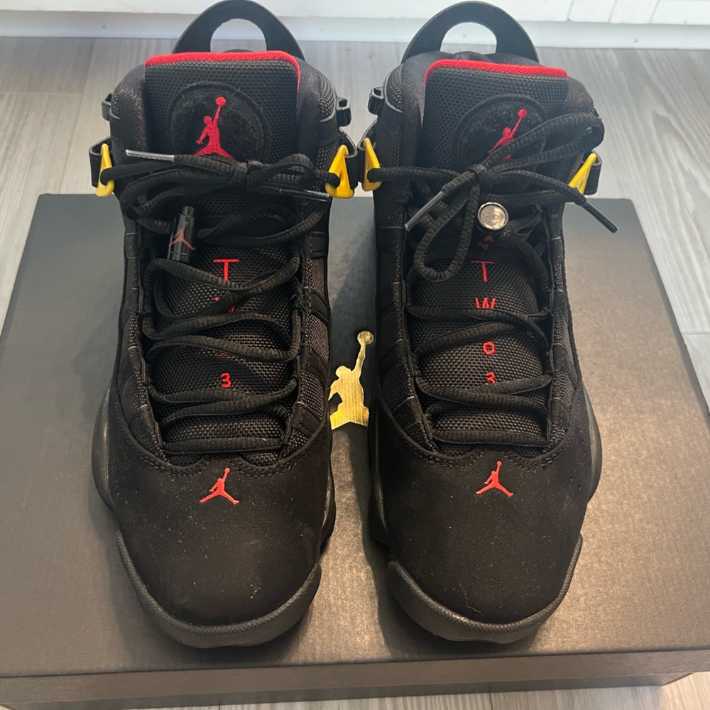 Nike 6 rings black red sulfur. Brand new men size 8